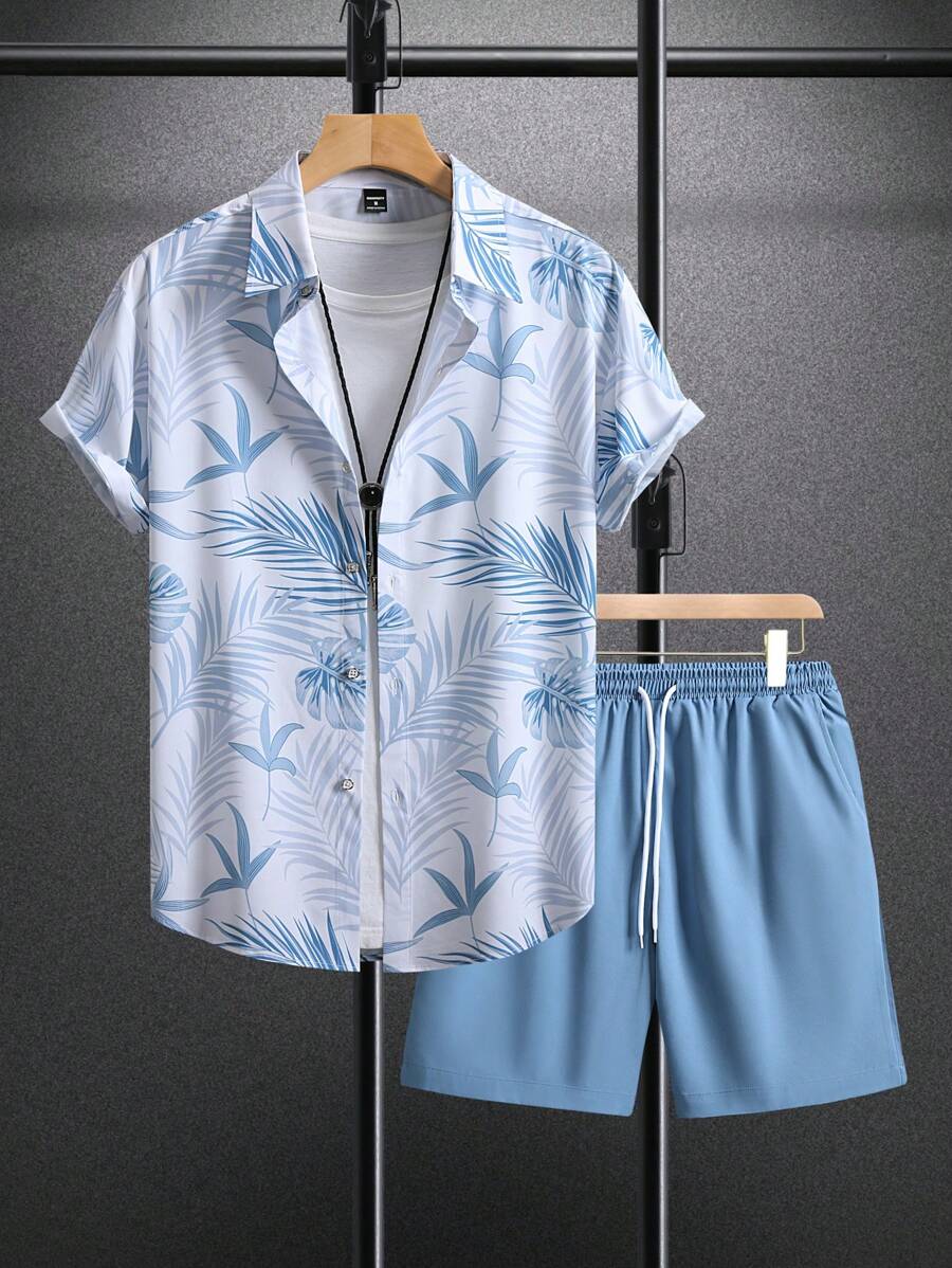 Manfinity RSRT 男士夏威夷叶印花衬衫和短裤套装，夏季度假舒适装 - 霧霾藍 - 查看 1