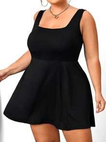SHEIN CURVE+ 大码女式纯色方领运动休闲夏季紧身连衣裙、短裙、健身短裤、骑行短裤、女式背带裤、加大码、波西米亚风度假海滩装/沙滩裙/海滩度假装/海滩必备品/毕业/茶会礼服 - 黑色 - 查看 2