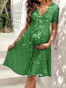 SHEIN Ditsy Floral V-Neck Short Sleeve Casual Maternity Dress For Vacation - Green - View 5