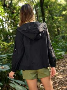 In My Nature Veste de soleil pour femmes avec col zippé, cordon de serrage, capuche et manches longues de couleur unie, idéal pour la randonnée