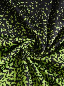 SHEIN 2 件装青少年男孩休闲运动学院风采用吸汗材料和全印花 T 恤和运动套装适合儿童服装幼儿男孩服装返校男孩套装适合生日派对、晚会、表演、婚礼、洗礼、开幕式日常适合日常使用适合上学适合旅行适合运动适合春夏季节 - 綠色 - 查看 9