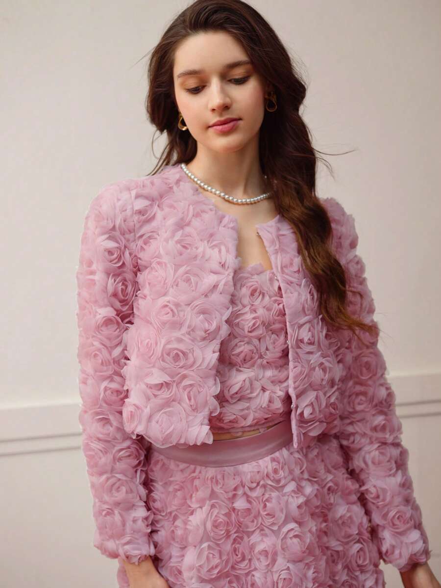 MOTF PREMIUM MESH FLORAL PATCHED BOXY COAT, VALENTINE'S DAY - Dusty Pink - View 2
