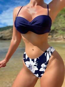 Swim Vcay Floral Print Bikini Set, Vacation Beach Swimwear (Print Random) - Blue and White - View 4