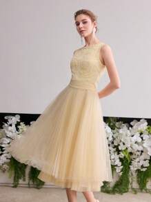 MOTF Soiréza 贴花对比网眼鸡尾酒会礼服