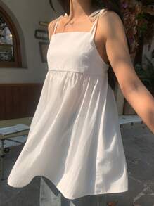 DAZY 女士夏季纯色荷叶边下摆休闲吊带背心娃娃装上衣 - 白色 - 查看 6