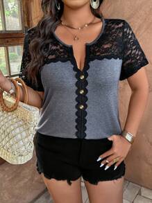 SHEIN LUNE Plus Contrast Color Sexy Lace Button Decorated Casual INS Style Summer T-Shirt