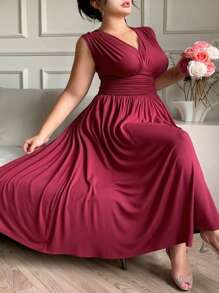 Dazy Plus 1pc Plus Size Solid Color V-Neck Pleated Sleeveless Midi Dress For Women Milkmaid Dress,Formal Women Dresses