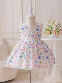 SHEIN Glamorique Kids 女婴花卉印花连衣裙，带刺绣缎面蝴蝶结，V 领无袖公主裙，适合复活节派对 - 彩色 - 查看 2