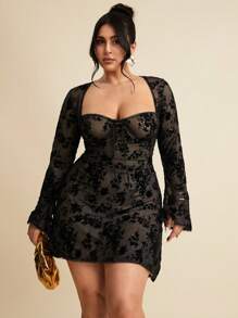 SHEIN BAE Vestido casual corto de mujer de unicolor con cuello de corazón y mangas largas