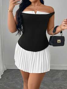 Flirla Women Plus Size Elegant Patchwork Pleated Dress - Black and White - View 4