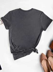 SHEIN CURVE+ Maglietta casual a maniche corte con stampa di mucca e lettera, scollo tondo, taglia curvy per donna
