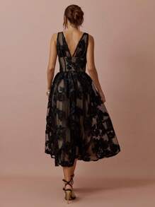 Enchnt 春夏浪漫女士黑色精致花卉刺绣贴花网眼 V 领无袖公主长裙，甜美优雅，适合度假、约会、节日、派对、毕业典礼、婚礼宾客和宴会，舞会礼服，女士夏装，女士太阳裙，夏装，优雅派对礼服 - 黑色 - 查看 8