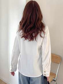 FRIFUL Camisa feminina de cor sólida com ombros caídos e manga comprida, casual, com cinto solto na cintura, outono - Branco - Ver 5