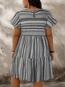 SHEIN LUNE Vestido de línea A de manga corta con volantes y rayas de colores para mujer de talla grande para el verano