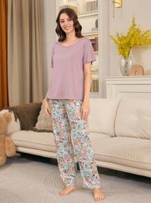 2 件套女士服装套装，纯色上衣和印花花卉图案裤子，时尚舒适的休闲夏季家居服，母女搭配套装 - 紫色 - 查看 3