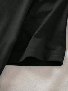 INAWLY 女士“Coffee & Jesus”标语字母印花经典 T 恤，简约、时尚、休闲、日常穿着、送给她的礼物、节日 T 恤、时尚潮流、时尚、美观运动衫、兄弟姐妹礼物、送给姐妹的礼物、有趣的运动衫图案 T 恤女式上衣