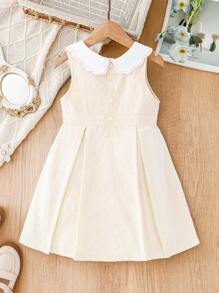 Babygirl's Summer Blue Woven Jacquard Fabric Sleeveless Elegant And Lightweight Dress, With A Comfortable Silhouette, Is Ideal For The Warm Season. In Its Design, It Is Complemented By A Unique White Wavy Embroidered Collar, Adding A Refined And Elegant Touch. Whether For Outings, Shopping, Or Attending Parties, It Ensures The Child Will Be More Noticeable In A Crowd.