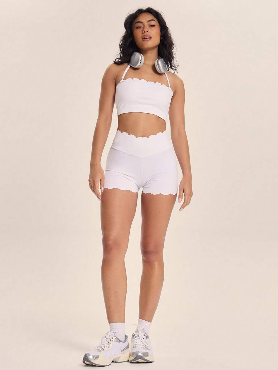 Musera Sport 交叉腰带荷叶边装饰热裤，适合运动、健身、健身房、板式网球、网球、匹克球等夏季运动。 - 白色 - 查看 1