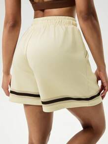 Hanevo Women's Letter Print Drawstring Waist Loose Casual Shorts Sportwear For Daily Wear