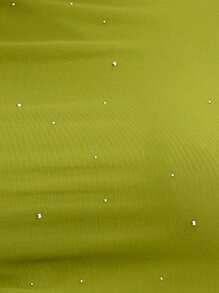 Nöista Maglietta lavorata a maglia in verde brillante con silhouette aderente e finitura strutturata, che offre un'opzione vivace e confortevole per l'uso quotidiano. - Verde - Visualizzare 6