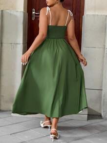 Easura 大码女式优雅编织细肩带绿色连衣裙，白色饰边，修身剪裁 - 綠色 - 查看 2
