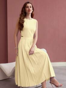 MOTF PREMIUM PLEATED FLOWY DRESS