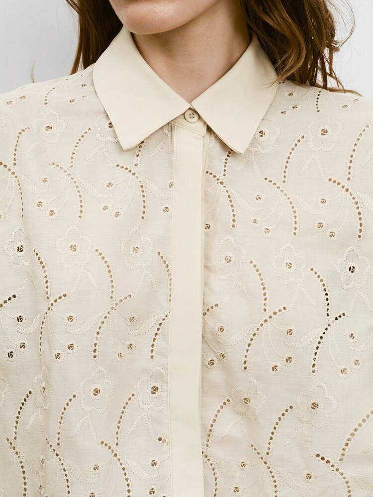 SHEIN Maija 女性のカジュアルな無地の空き目刺繍ブラウス