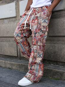 Manfinity EMRG Men's Street-Sport Style With An INS-Inspired Look, Featuring High-Street Bohemian Geometric-Pattern Yarn-Dyed Textured Jacquard Pants In An American Vintage Slight-Flared Cut With A Raw Hem. These Pants Are Perfect For Music Festivals, And Make A Great Gift For A Boyfriend Or Husband. They Bring A Streetstyle, Y2K Vibe To Any Wardrobe. Vintage American Style Men Geometric Print Cargo Pants With Pockets, Streetwear, Fall