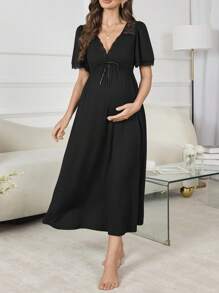 Moonlight & Mama Maternity Deep V-Neck Lace Patchwork Waist Flare Hem Long Nightgown'