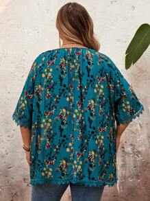 SHEIN CURVE+ Camicia larga con scollo rotondo e maniche a raglan con stampa floreale ditsy, adatta per vacanze estive, curvy, stile boho per vacanze al mare, outfit per spiaggia, vacanze al mare, essenziali da spiaggia, laurea, tea festa