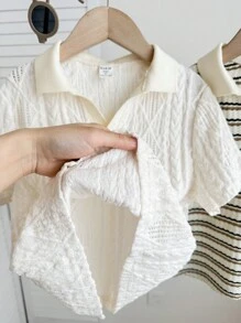 SHEIN 2 件装小男孩可爱休闲夏季百搭条纹短袖 Polo 衫，适合生日派对、典礼、婚礼、洗礼、学校、度假 - 白色 - 查看 4