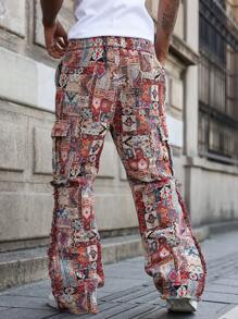 Manfinity EMRG Men's Street-Sport Style With An INS-Inspired Look, Featuring High-Street Bohemian Geometric-Pattern Yarn-Dyed Textured Jacquard Pants In An American Vintage Slight-Flared Cut With A Raw Hem. These Pants Are Perfect For Music Festivals, And Make A Great Gift For A Boyfriend Or Husband. They Bring A Streetstyle, Y2K Vibe To Any Wardrobe. Vintage American Style Men Geometric Print Cargo Pants With Pockets, Streetwear, Fall