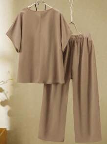 Linhara Conjunto de 2 piezas de talla grande para mujer con parte superior de manga murciélago y pantalones en unicolor, informal - Caqui - Ver 2