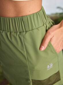 In My Nature Women's Elastic Waist Dual Pocket Outdoor Sports Skort Hiking Women Clothes - Green - View 8