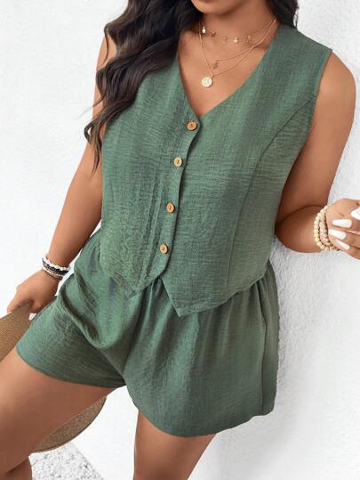 SHEIN Frenchy 大码度假休闲纯色背心和短裤两件套