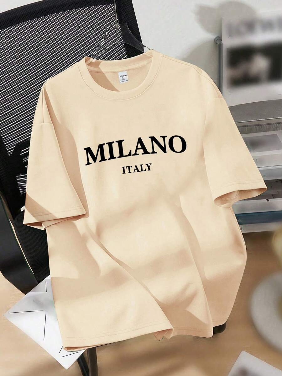 SHEIN EZwear 超大款休闲简约米兰英式图案圆领宽松短袖 T 恤女款,夏季 - 杏色 - 查看 1