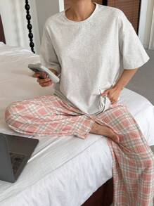 DAZY 宽松格子印花直筒睡衣套装，女士舒适家居服 - 灰色 - 查看 1