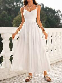 Vivid Eden 女式度假 V 领露背收腰宽松下摆沙滩裙 - 白色 - 查看 5