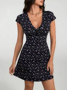 SHEIN Tall 女士时尚甜美 V 领花卉印花 A 字裙、花卉连衣裙、春季花卉连衣裙、海滩女士连衣裙、Y2k 夏季、花卉连衣裙、可爱夏季连衣裙、夏季连衣裙 - 彩色 - 查看 1