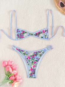 SHEIN Swim 女士 2 件套夏季沙滩装套装，随机印花细肩带泳衣上衣和三角比基尼泳裤，休闲沙滩装 - 彩色 - 查看 1