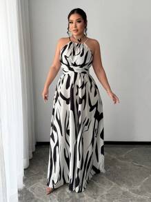 SHEIN SXY Robe trapèze élégante et simple à taille ajustée, imprimée de rayures noires et blanches, pour les femmes grandes tailles au printemps et à l'été. Convient pour le port quotidien, les déplacements, l'élégance, le style casual, les sorties, les achats. Facile à assortir, affinante, mettant en valeur la silhouette.