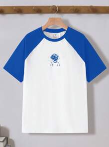 SHEIN Teen Boys Casual Short Sleeve T-Shirt, Sports Streetwear Punk Rock School Daily Outgoing Party Music Festival, Suitable For Spring & Summer, Black & White Patchwork Contrast Color Abstract Line Figure Print - Royal Blue - View 8