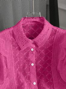 SHEIN LUNE 女士简约纯色单排扣镂空刺绣短袖休闲衬衫、办公室/工作服 - 玫紅色 - 查看 4