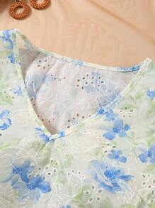 SHEIN Clasi Women's Floral Print Hollow Embroidery V-Neck Blouse, Suitable For Summer - Blue - View 6