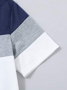 Tween Boy 2 件套圆领插肩袖拼色 T 恤和短裤针织睡衣套装