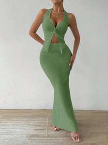 SHEIN Unity Summer Sexy Solid Twist Back Halter Crop Top & Fishtail Skirt 2 Pieces Set - Olive Green - View 5