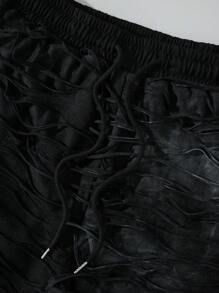 ROMWE MEN Grunge Punk Men's Grunge Distressed Frayed T-Shirt And Shorts Set - Multicolor - View 3