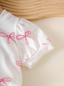 SHEIN Playful Pals 女婴可爱全身蝴蝶印花粉色短袖上衣和配套蝴蝶印花针织裙，夏季韩版 - 白色 - 查看 3
