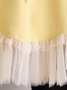 SHEIN Elladie kids Vestido Elegante de Verão com Aplicação de Malha e Laço em Estilo Evasê para Meninas