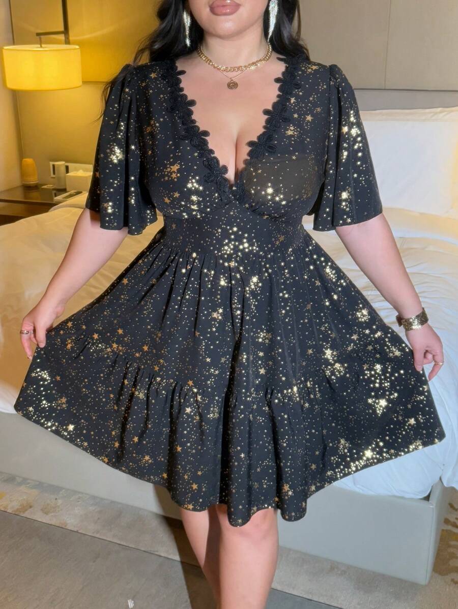 Celure 法式优雅 V 领短袖金属星印花拼布花卉荷叶边下摆派对礼服、鸡尾酒会礼服、约会礼服 - 黑色 - 查看 1